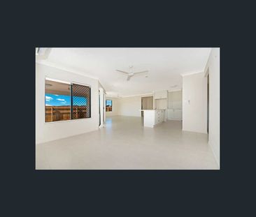 Family Home - Photo 5