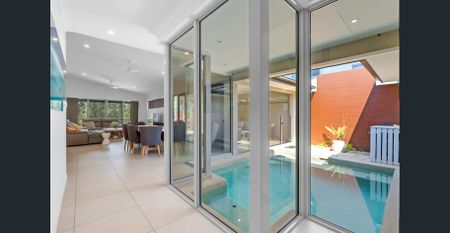 Fully Self Contained - Quintessential coastal living in the exclusive Bluewater Estate - Photo 5