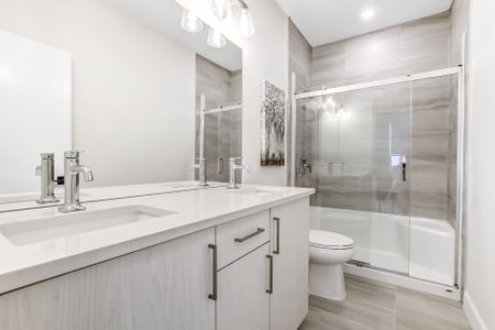 For Lease - 16 Compass Trail Unit# 108, Central Elgin, Ontario - Photo 2