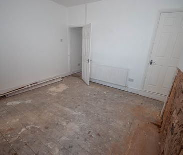 Kimberley Road, Rugby, CV21 - Photo 2