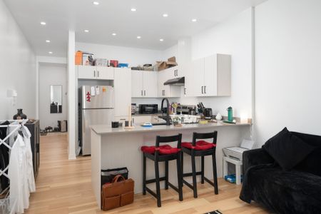 Condo for rent, Montréal (Le Sud-Ouest) - Photo 3