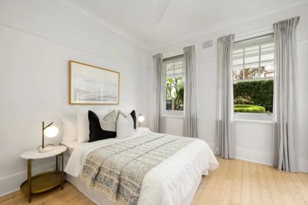 Elegant Art Deco Living in the Heart of Cremorne Point - Photo 3