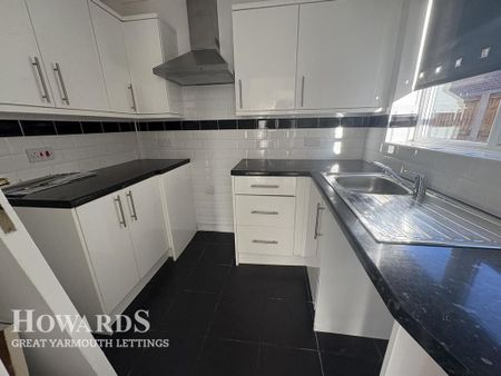 2 bedroom flat to rent - Photo 4