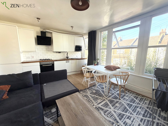 2 bedroom flat to rent - Photo 1