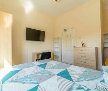 1A Heworth Village, Heworth - Photo 5