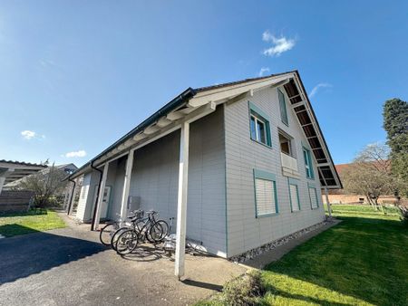 Spacieux et lumineux appartement en duplex de 6.5 pièces au 1er étage - Photo 2