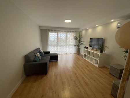 Piso de alquiler en Avenida de Denia, Vistahermosa - Photo 2