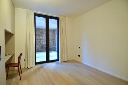 Luxe appartement in het hartje van Kortrijk aan de Leie en Broeltorens - Foto 4