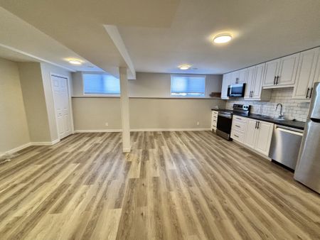 For Lease - 3 1st Avenue Unit# Lower, Prince Edward County, Ontario - Photo 2