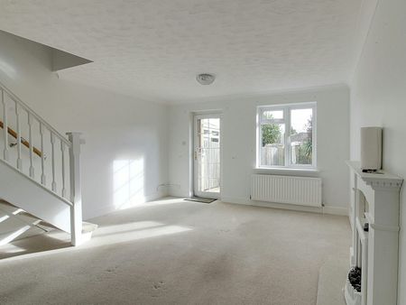 Dixons Road, Market Deeping, PE6 - Photo 2