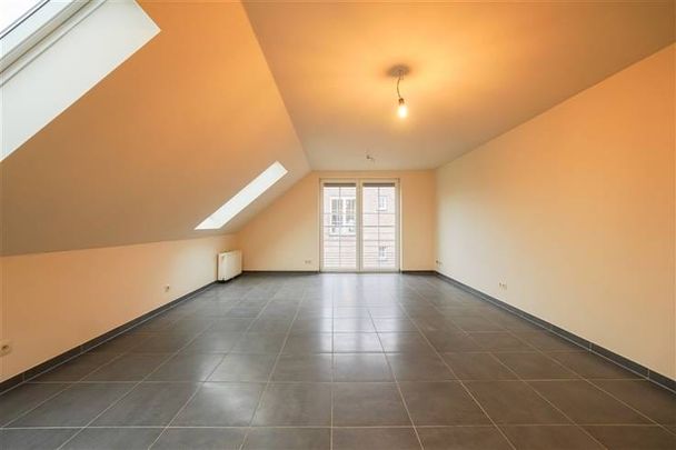 Appartement te huur - Foto 1