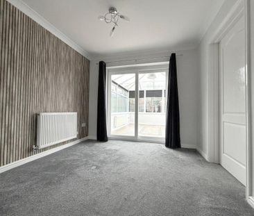 3 bedroom detached house to rent - Photo 3