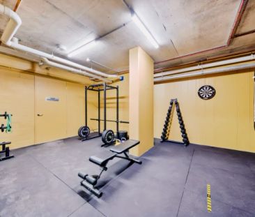 Castle Petersham, Sydney - Photo 1