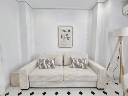 Piso de alquiler en Avinguda del Regne de València, Russafa - Foto 3