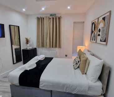 Coles Crescent - Photo 5