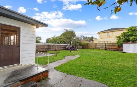 16 View Street, Glenroy, VIC 3046 - Photo 2