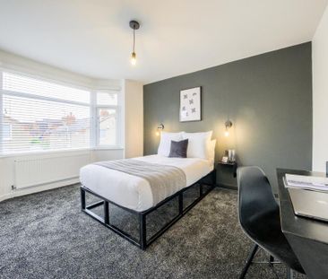 4 bedroom terraced house to rent - Photo 6