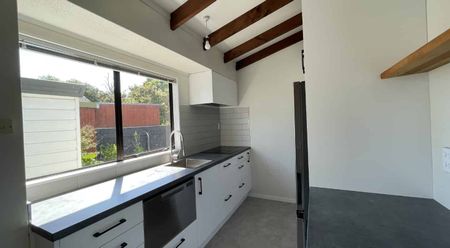 Howard Street, Parkvale - Photo 3