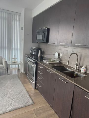 For Lease - 9471 Yonge Street Unit# 1610, Richmond Hill, Ontario - Photo 2