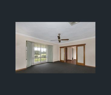 Spacious Family Living in Great Location - Photo 3