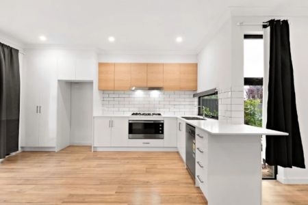 Unit 2/3 Pine Street, Campbelltown. - Photo 4