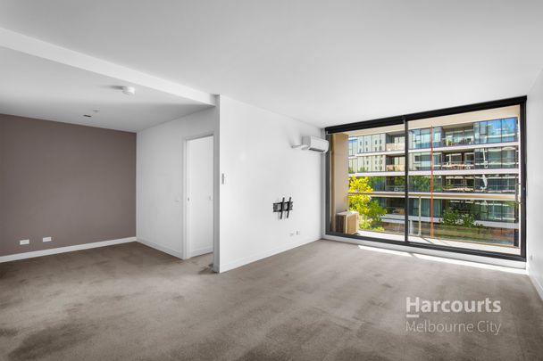 Spacious 1 Bedroom In Leafy East Melbourne! - Photo 1