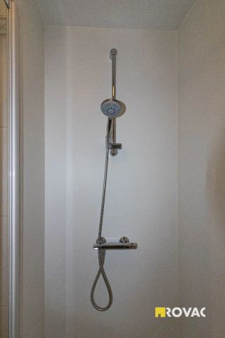 Centraal gelegen gelijkvloers appartement met terras! - Foto 4