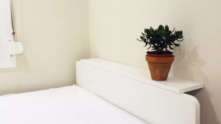 Room in a shared 4-bedroom apartment for rent in l'Antiga Esquerra de l'Eixample, Barcelona - Photo 5