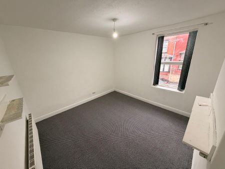 4 bedroom terraced house to rent - Photo 4