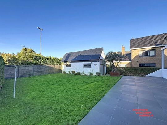 Ruime alleenstaande villa met grote tuin en veranda - Foto 1