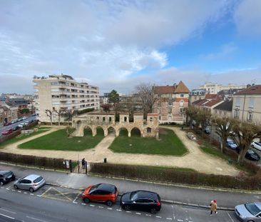 Appartement à louer - REIMS HYPER CENTRE - Photo 5