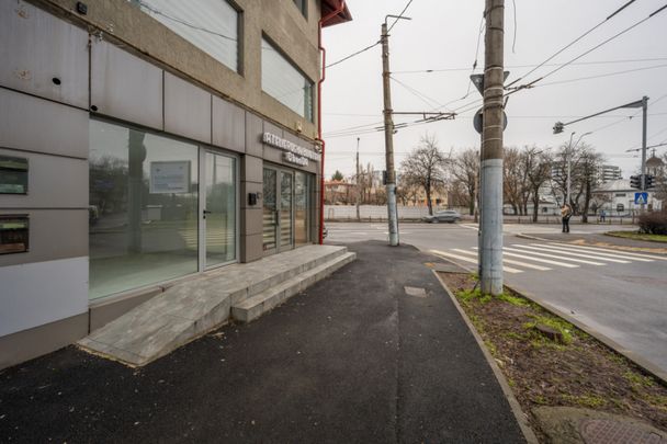 Drumul Sarii, Razoare, Metrou Academie, Comision 0 % - Fotografie 1