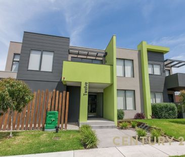 Stylish Living in the Heart of Dandenong - Photo 2
