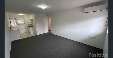 Neat & Comfortable Ground-Floor Unit in the Heart of Paddington With Aircon! - Photo 2