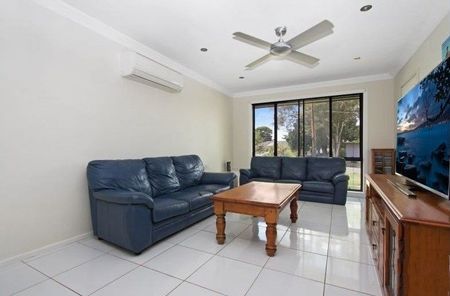 Charming Family Home in Lethbridge Park - Photo 5