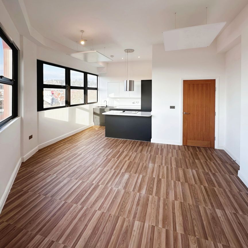 Waterside House, Lincoln, Waterside North - Photo 1