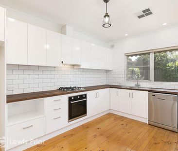 Beach Side Living Homette - Photo 4