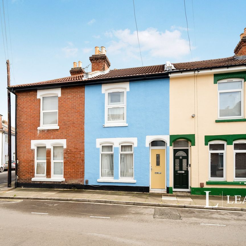 3 bedroom house to rent Goodwood Road, Southsea, PO5 - Photo 1