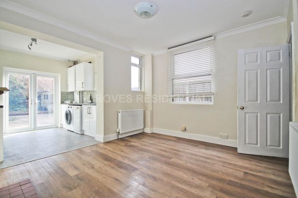 Price £2,100 pcm - Available 09/12/2025 - Unfurnished - Photo 1