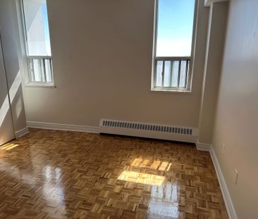 For Lease - 2245 Eglinton Avenue Unit# 1009, Toronto, Ontario - Photo 3