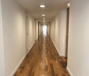 Studio to rent - Photo 6