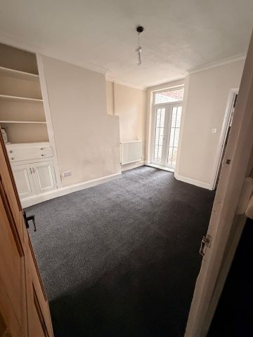 2 Bed Terraced House, Briardale Road, CH42 - Photo 5