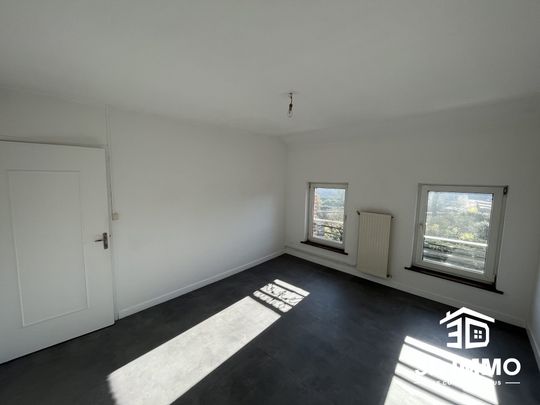 Location Appartement 2 pièces 48m² AVESNES SUR HELPE 59440 - Photo 1