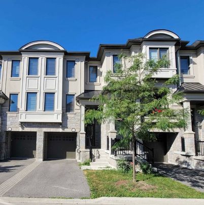 For Lease - 1048 Beach Comber Road, Mississauga, Ontario - Photo 1