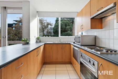119 Park Street, South Melbourne - Photo 2