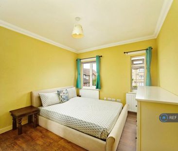 4 bedroom terraced house to rent - Photo 6