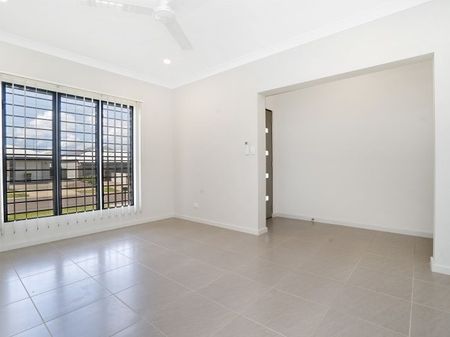 28 Bullita Street, - Photo 2