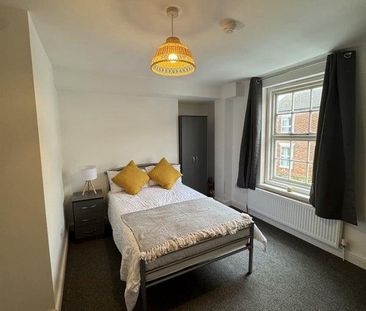 1 bedroom in a house share to rent - Photo 6