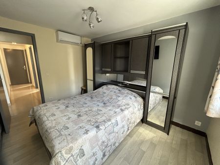 Location Maison 3 pièces 63m² NICE 06100 - Photo 2