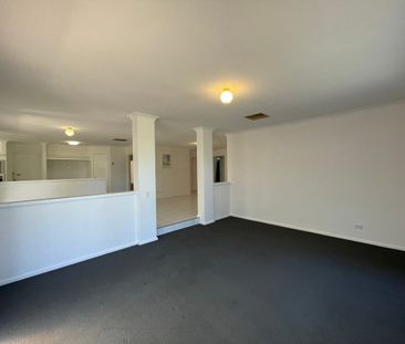 Quiet Winthrop cul-de-sac – perfect family home - Photo 6